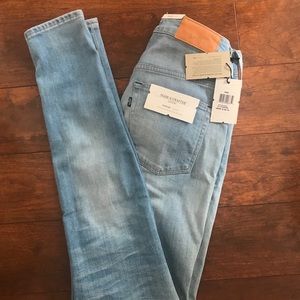 Levi’s Empire Skinny Jeans NWT